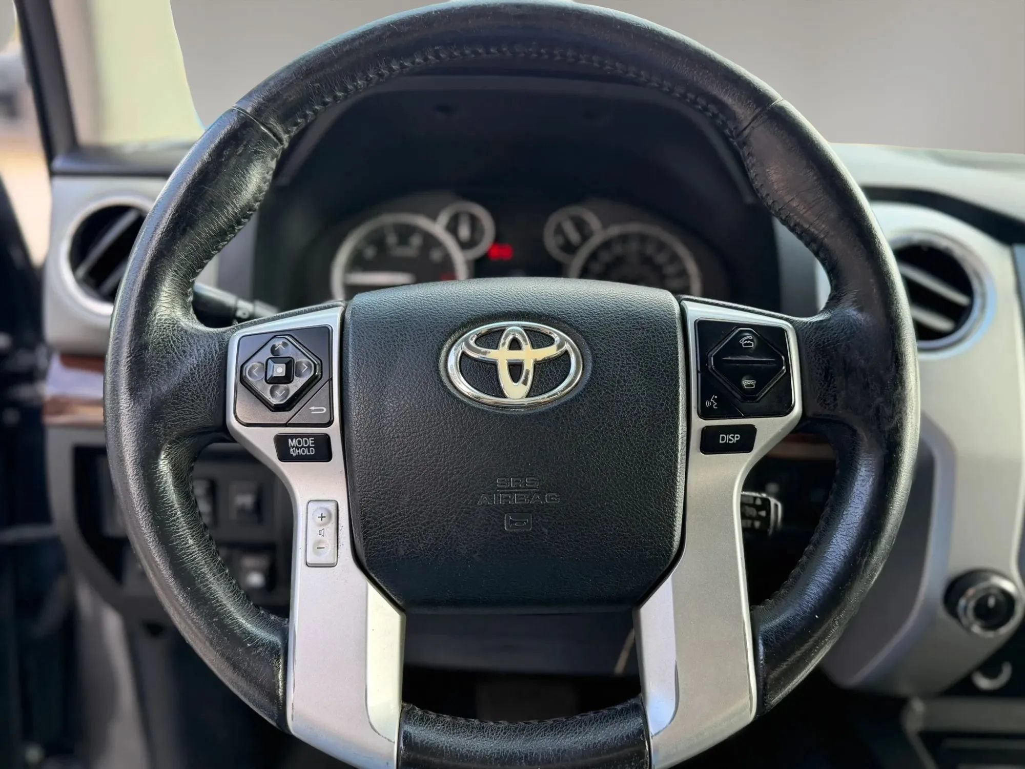 Used 2014 Toyota Tundra Limited w/ Limited Premium Package AWD/4WD image 35