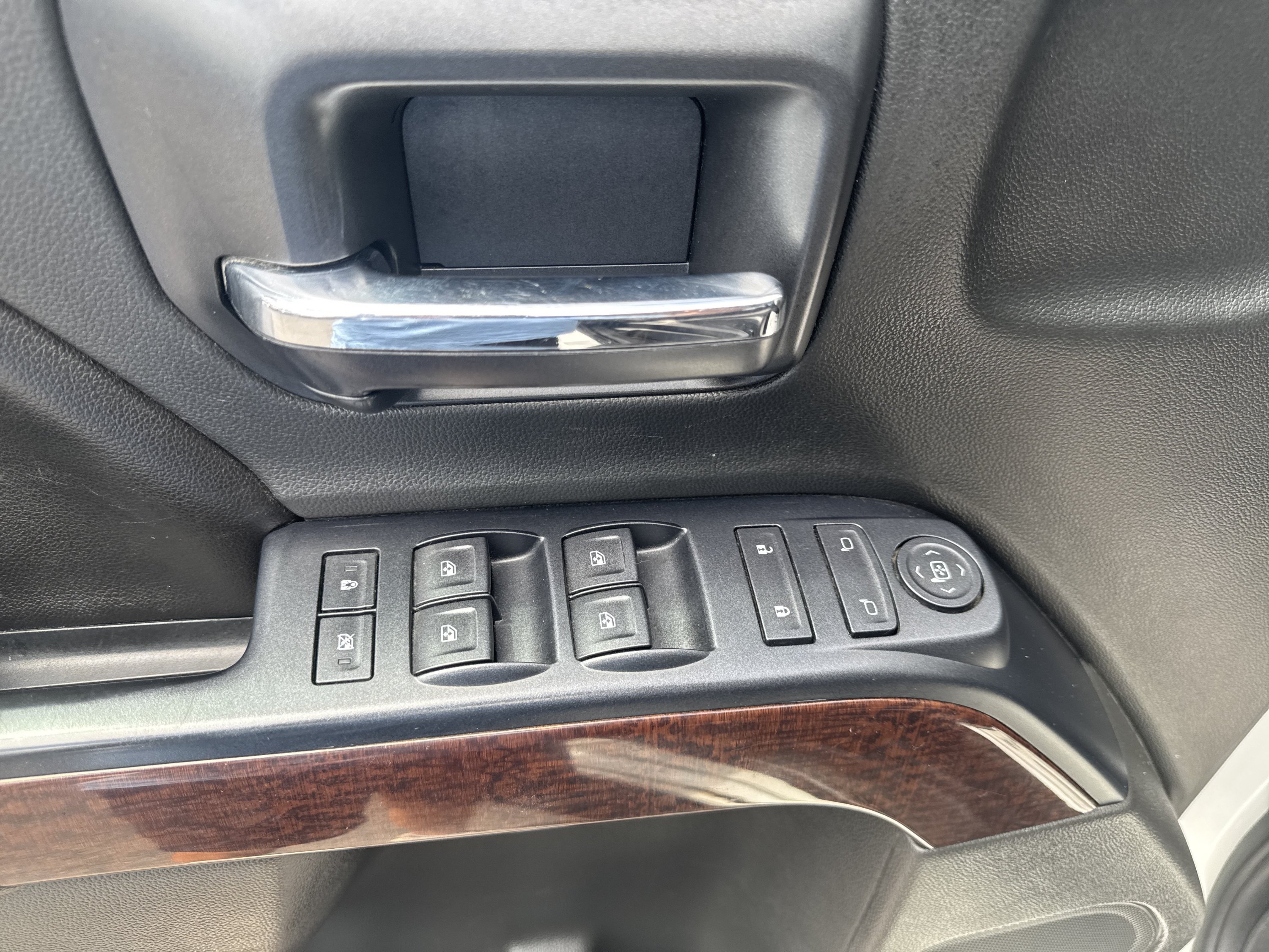 Used 2016 GMC Sierra 1500 SLE w/ Max Trailering Package AWD/4WD image 12