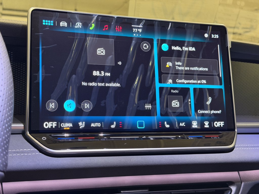 New 2026 Volkswagen Tiguan SE R-Line AWD/4WD image 16