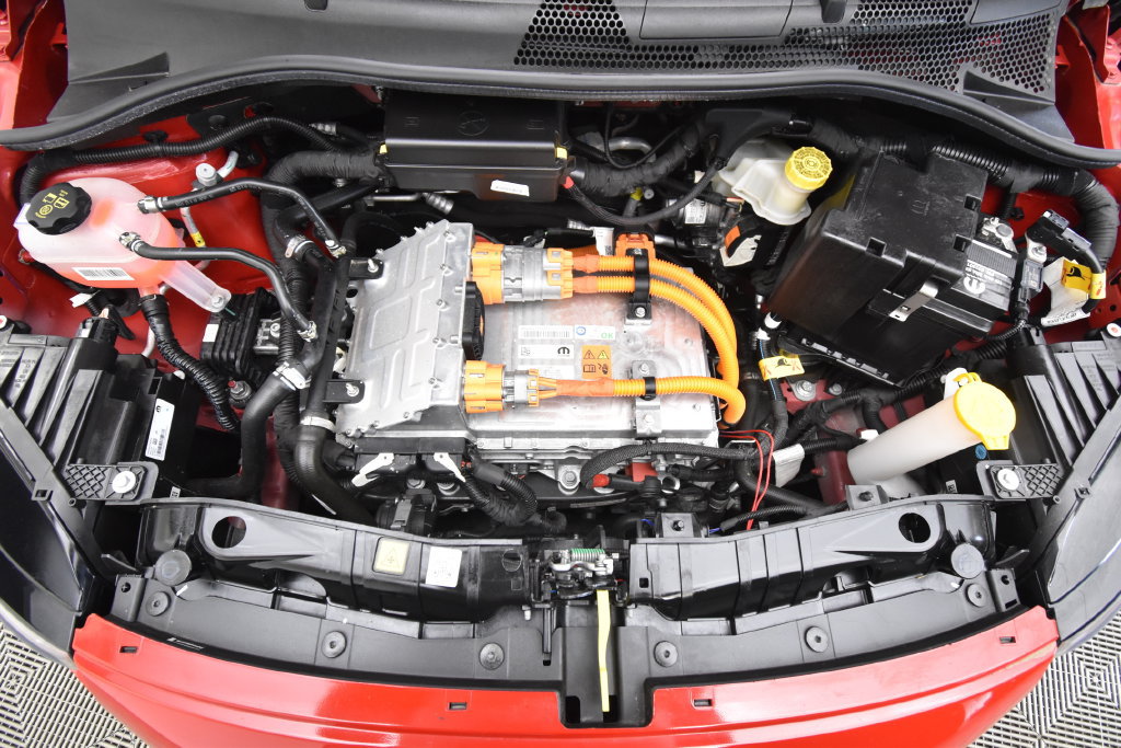 Used 2024 FIAT 500 e (RED) FWD image 18