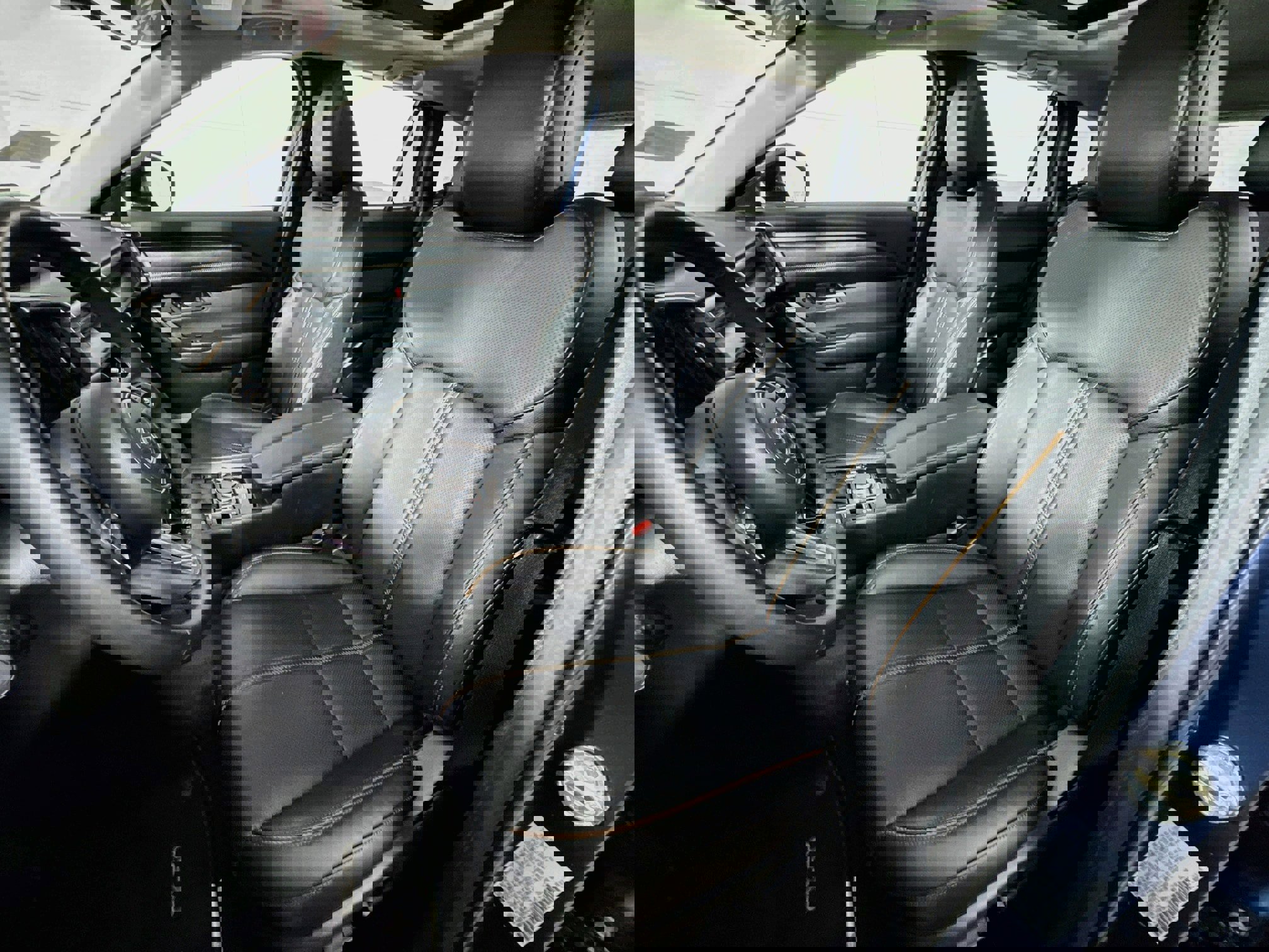 Used 2025 MAZDA CX-50 2.5 Hybrid w/ Premium Plus Pkg image 16