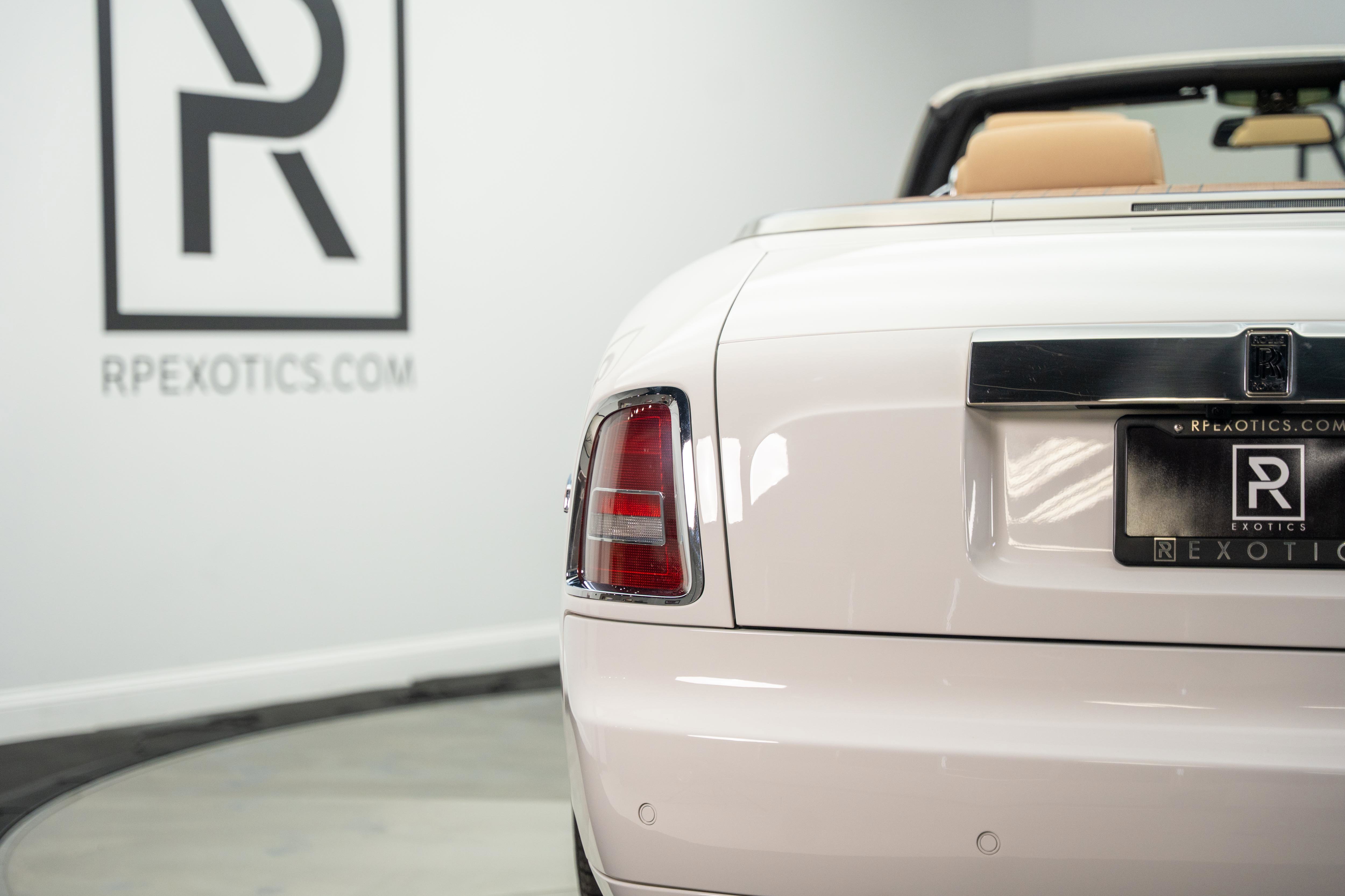 Used 2009 Rolls-Royce Phantom Drophead Coupe RWD image 22