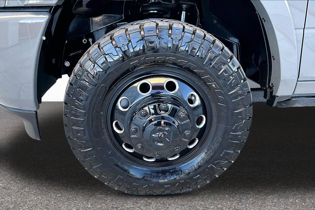 Used 2026 RAM 3500 Limited image 28