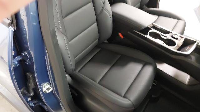 New 2027 Chevrolet Equinox LT w/ Convenience Package II AWD/4WD image 28