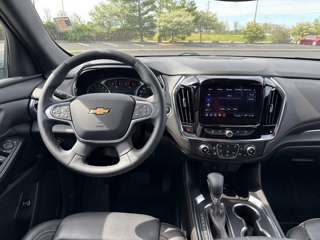 Used 2023 Chevrolet Traverse LT w/ LPO, Floor Liner Package FWD image 27
