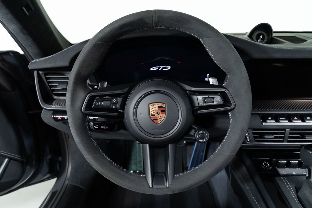 Used 2025 Porsche 911 GT3 w/ Weissach Package RWD image 21