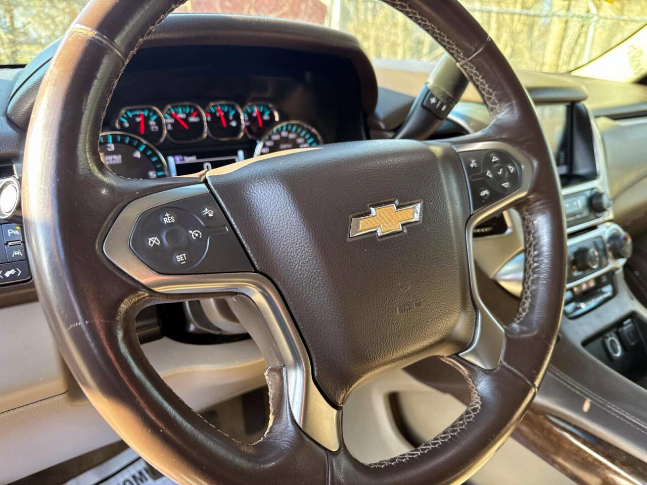 Used 2018 Chevrolet Tahoe LT image 17