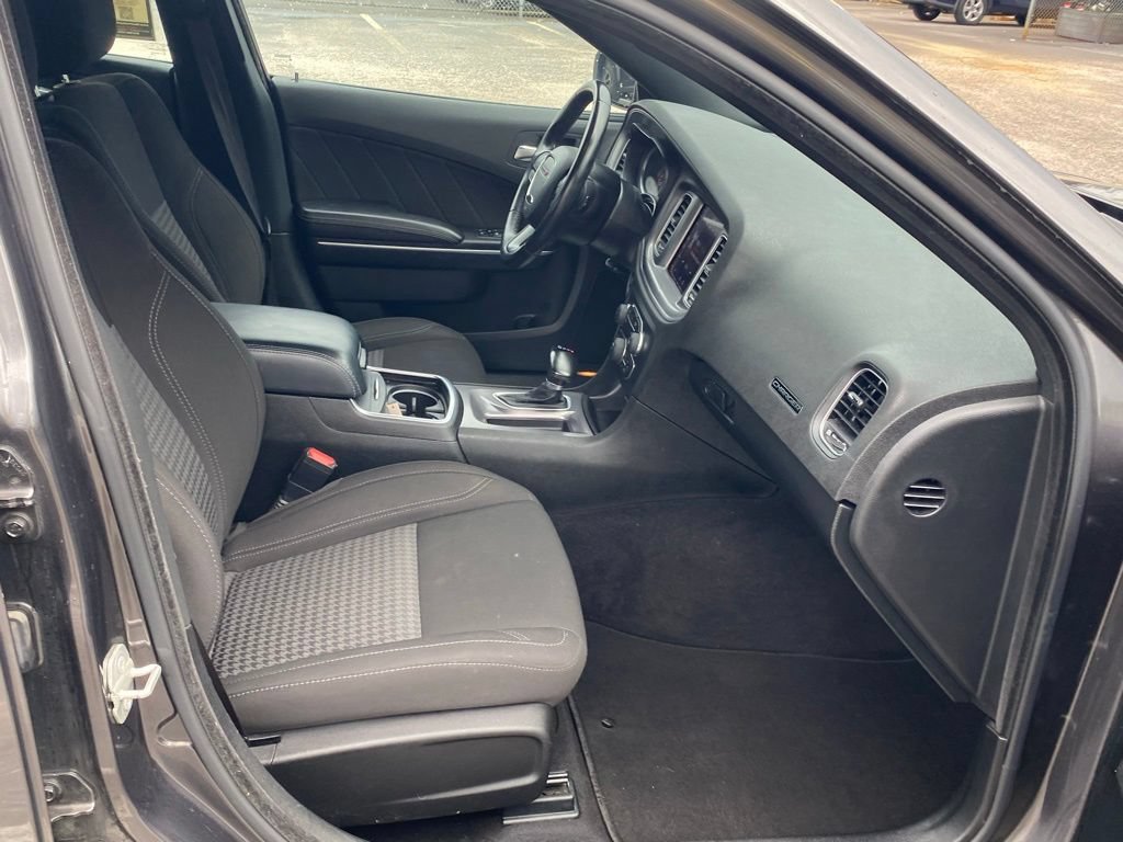 Used 2023 Dodge Charger SXT RWD image 16
