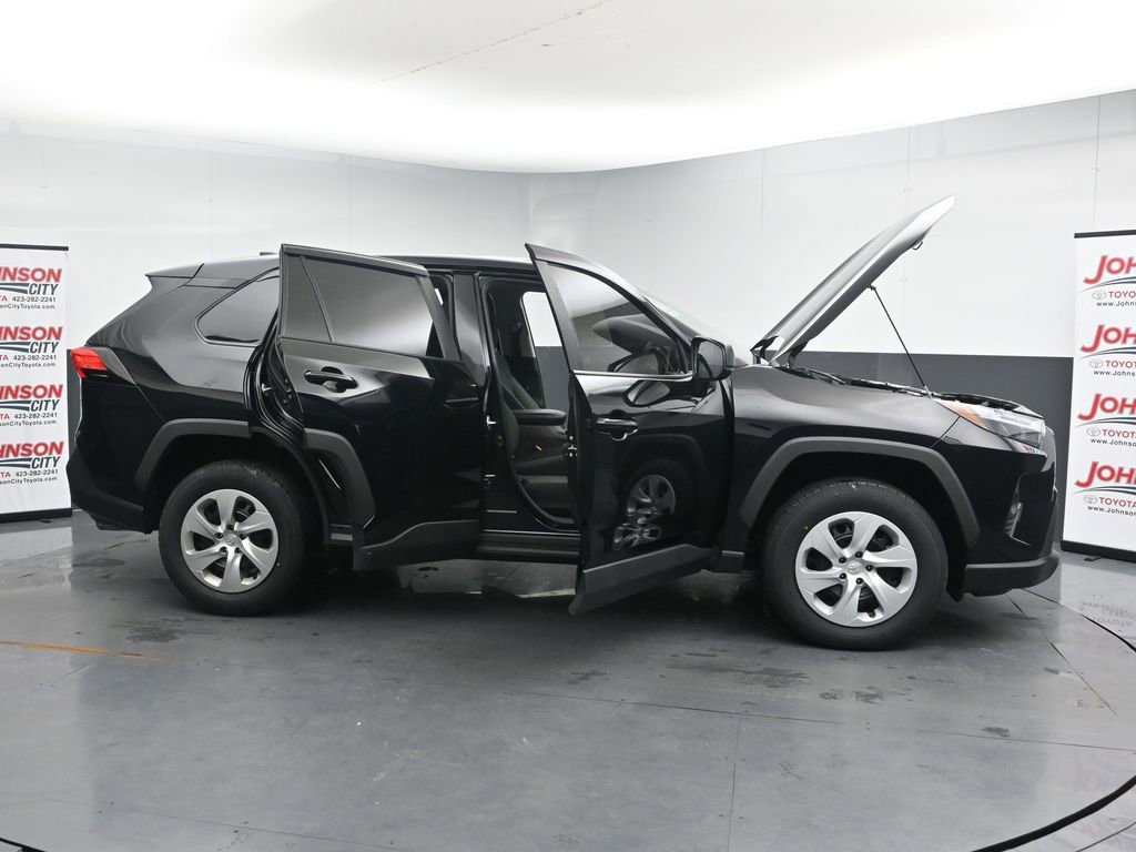 Used 2023 Toyota RAV4 LE FWD image 41