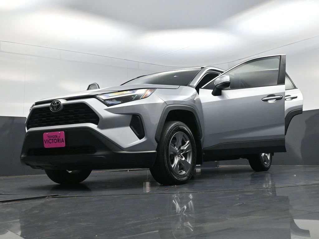 Used 2023 Toyota RAV4 XLE image 26
