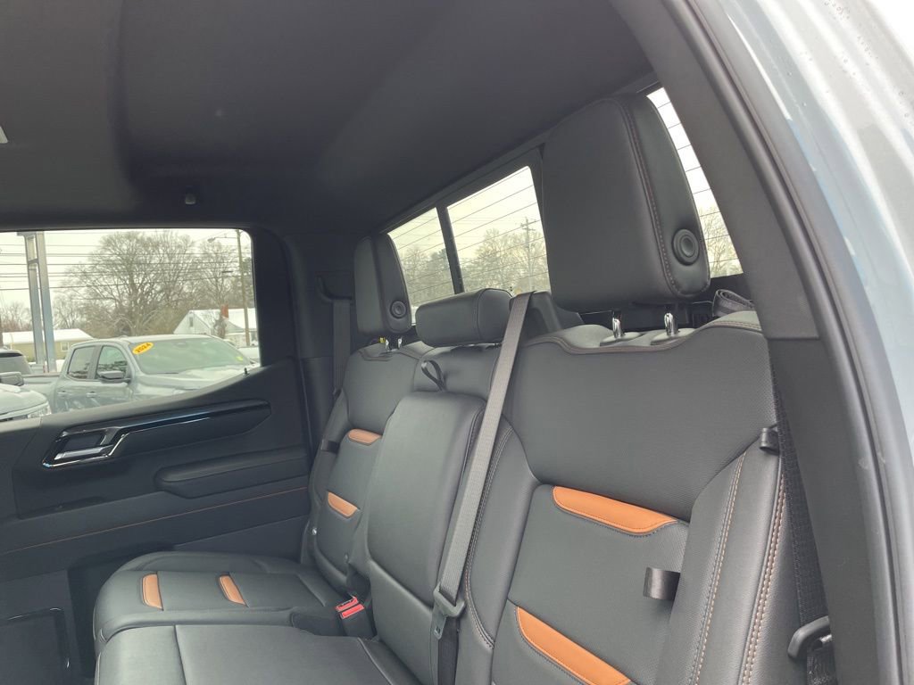 Used 2025 GMC Sierra 1500 AT4 w/ AT4 Premium Package image 43