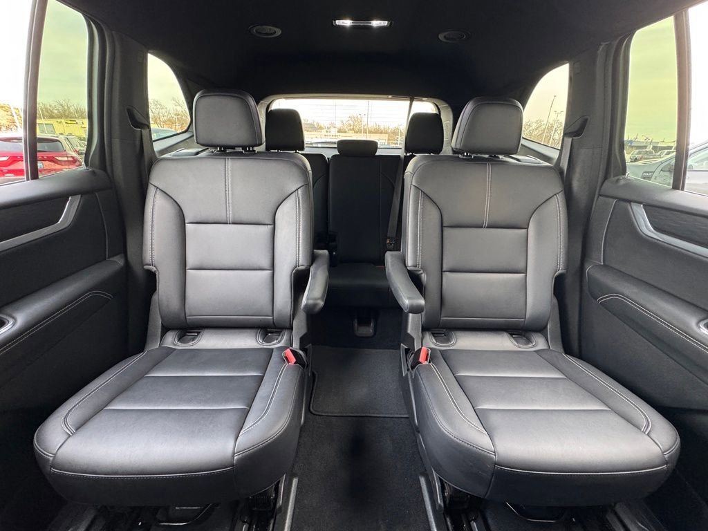 Used 2024 GMC Acadia Elevation image 27