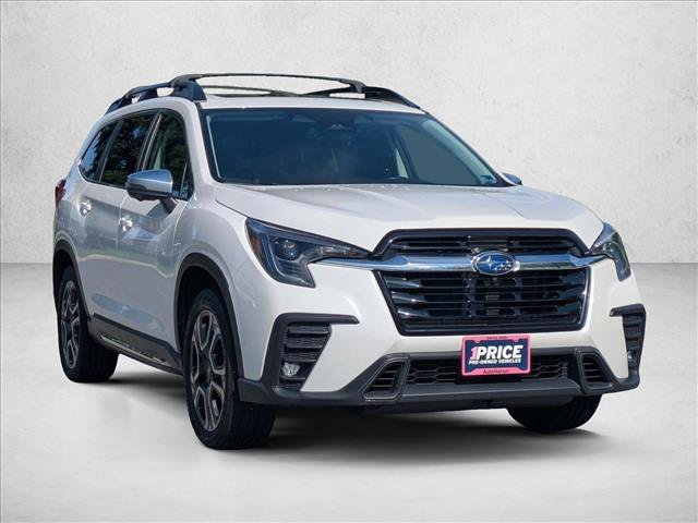 Used 2023 Subaru Ascent Limited w/ Technology Package AWD/4WD image 3