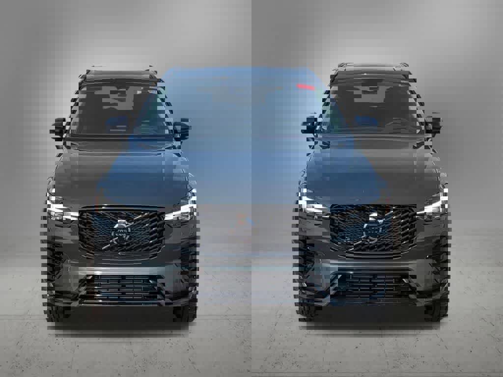 New 2026 Volvo XC60 T8 Ultra w/ Protection Package Premier AWD/4WD image 9