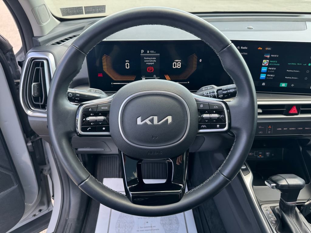 Certified 2024 Kia Sorento S w/ Panoramic Sunroof Package AWD/4WD image 15