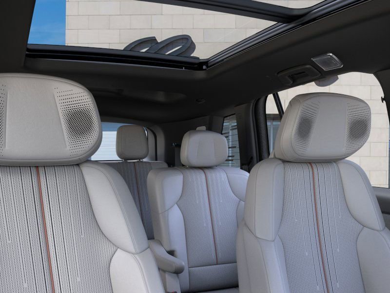 New 2026 Cadillac Vistiq Sport w/ LPO, Floor Liner Package image 24