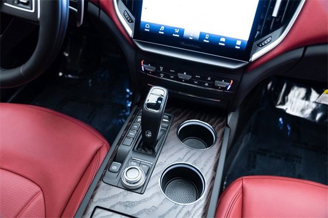 Used 2023 Maserati Ghibli Modena image 48