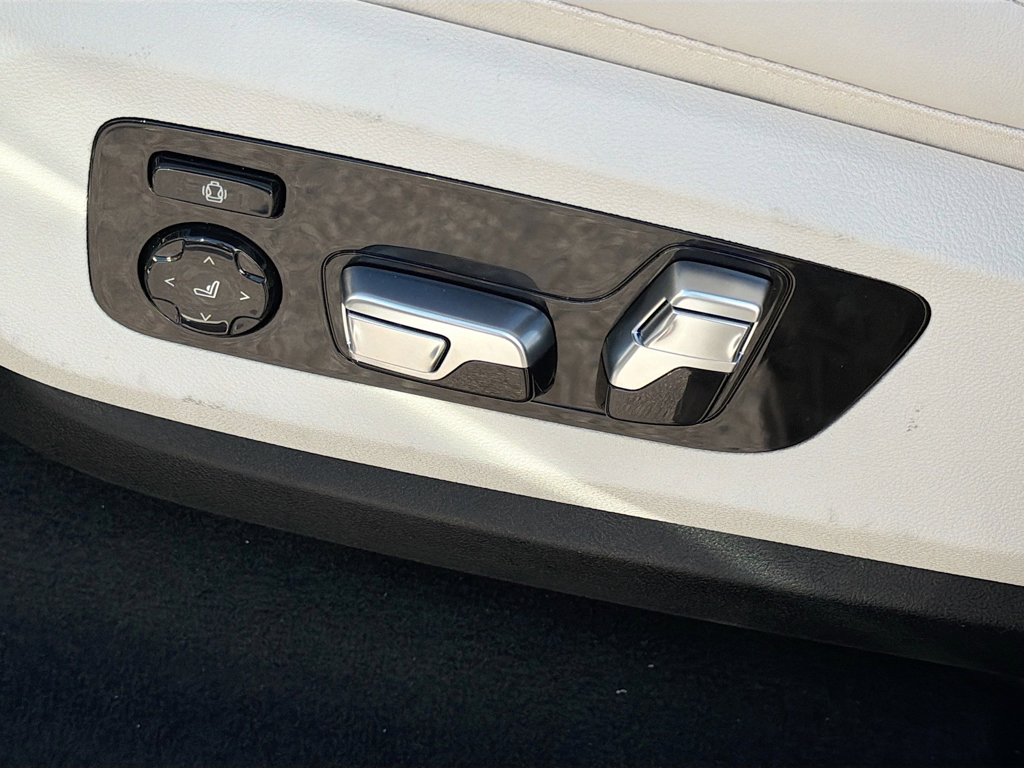 New 2026 BMW X7 xDrive40i w/ Executive Package image 27