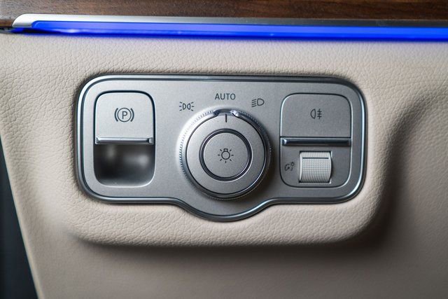 New 2026 Mercedes-Benz GLS 450 4MATIC image 21