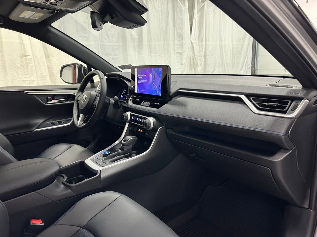 Used 2025 Toyota RAV4 XSE w/ Weather Package image 61