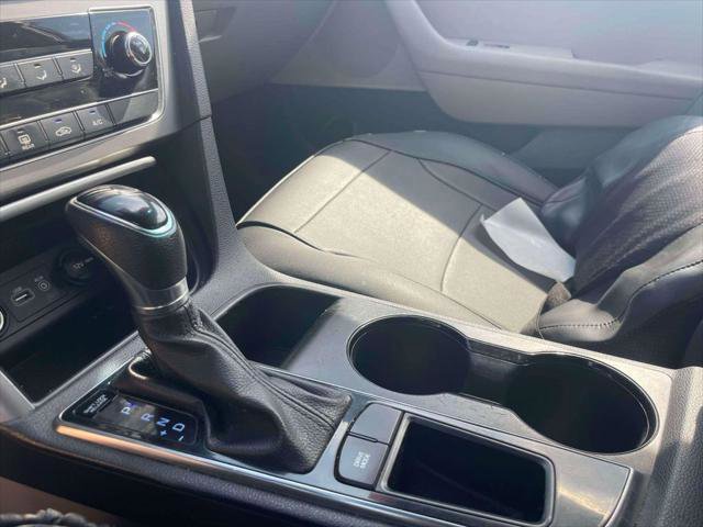 Used 2017 Hyundai Sonata SE FWD image 27