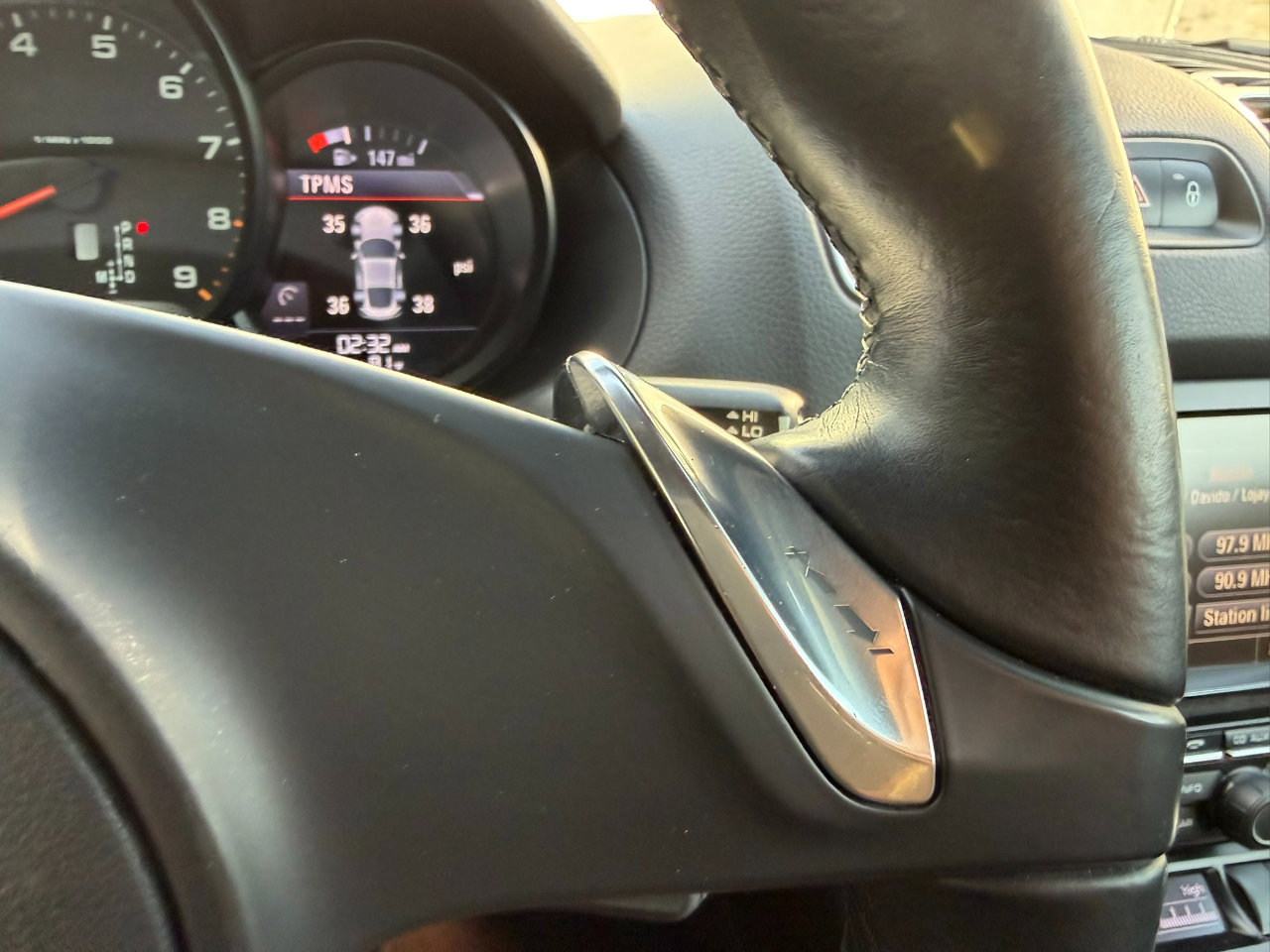 Used 2014 Porsche Cayman image 30