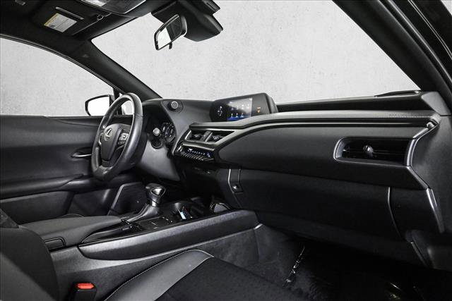 Used 2022 Lexus UX 200 UX 200 image 22