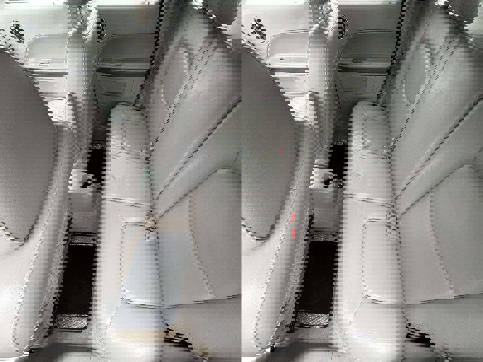 Used 2006 Chevrolet HHR LT w/ Preferred Equipment Group image 4