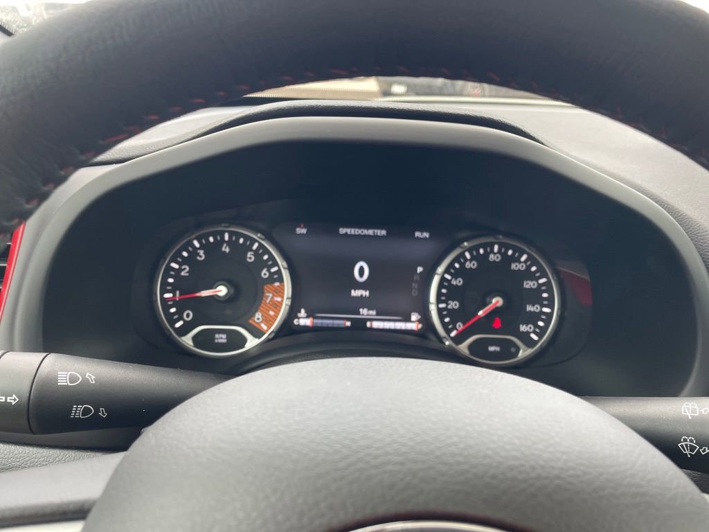 Certified 2023 Jeep Renegade Latitude w/ Sun/Sound Group AWD/4WD image 12