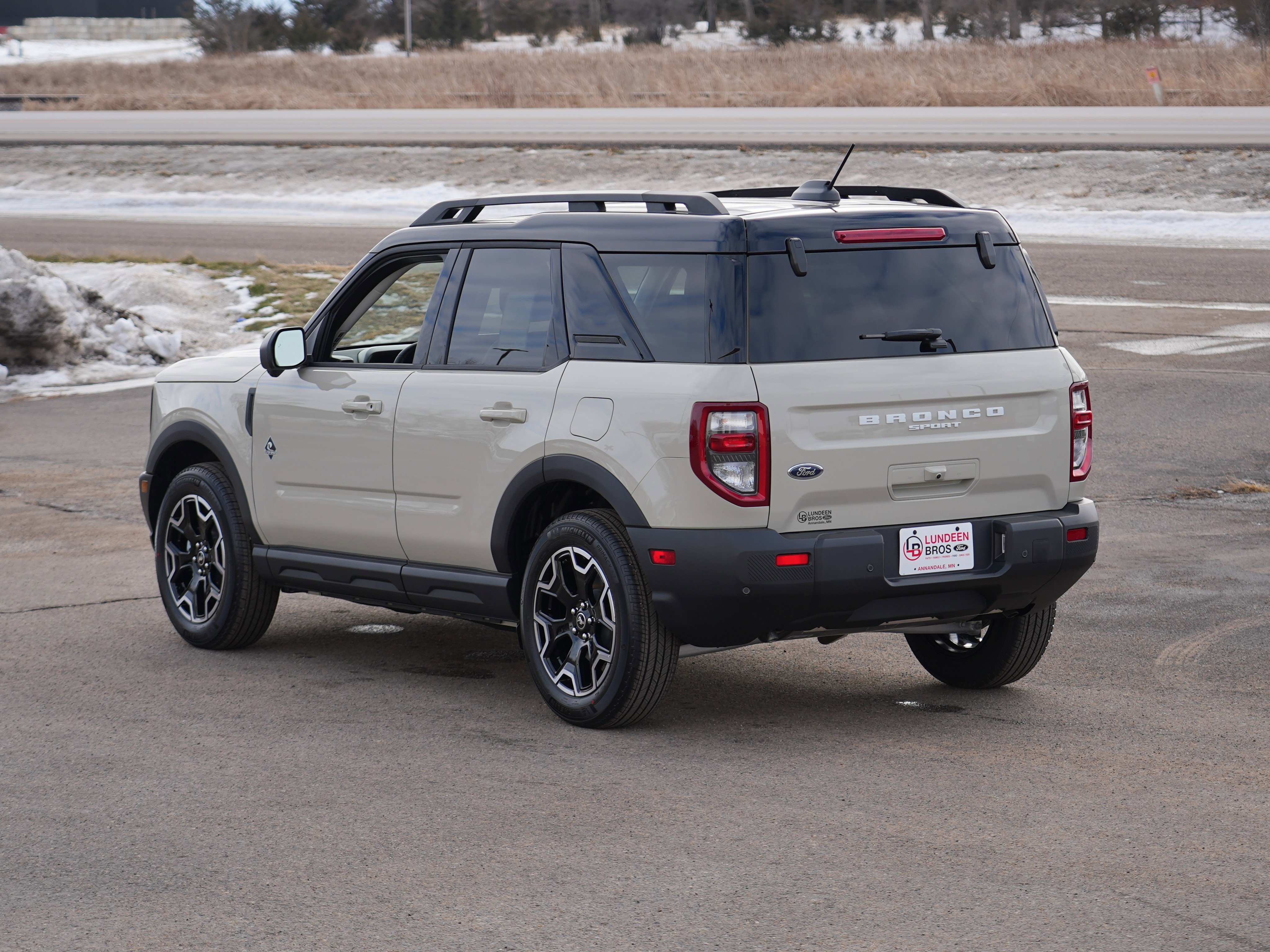 New 2025 Ford Bronco Sport Outer Banks w/ Outer Banks Tech Package+ AWD/4WD image 6