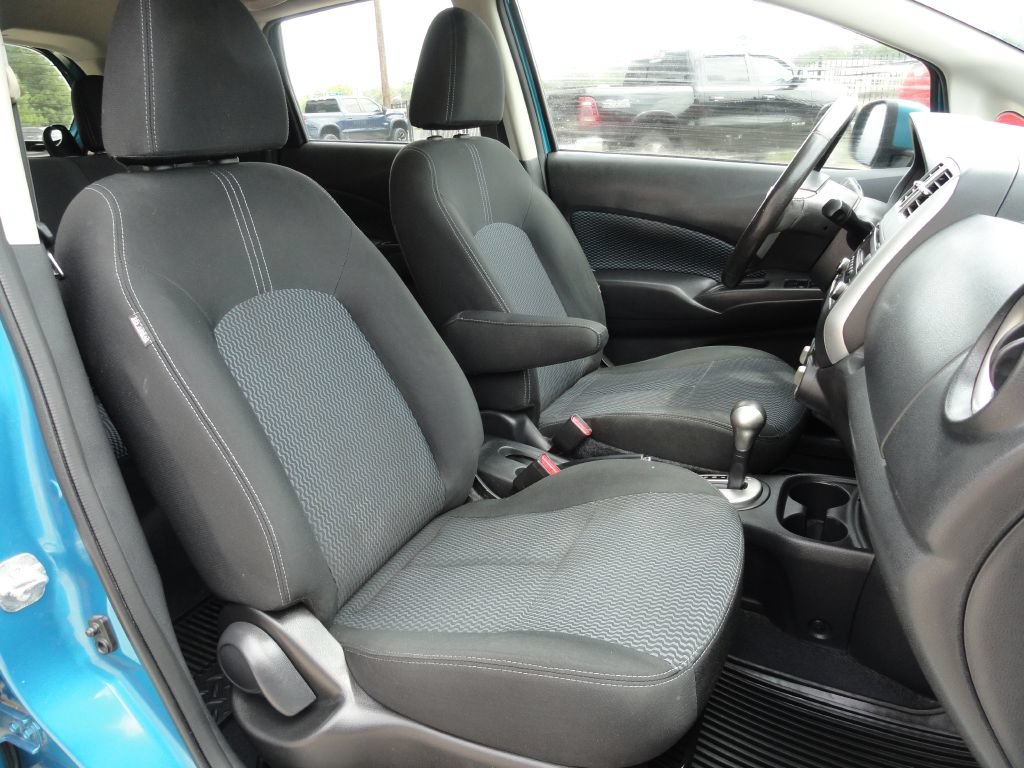 Used 2014 Nissan Versa Note SV w/ Interior Illumination Package FWD image 11
