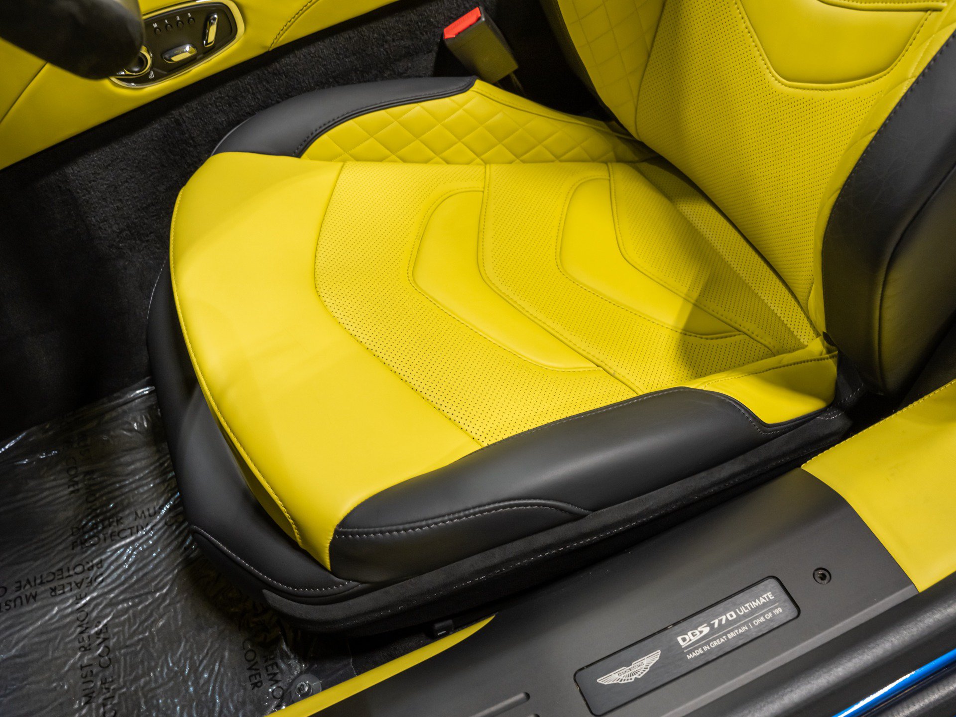 Used 2023 Aston Martin DBS Superleggera Volante RWD image 58