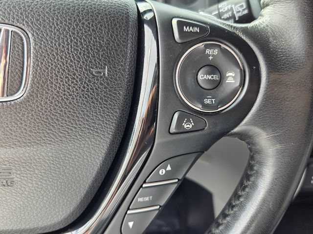Used 2016 Honda Pilot Touring image 30
