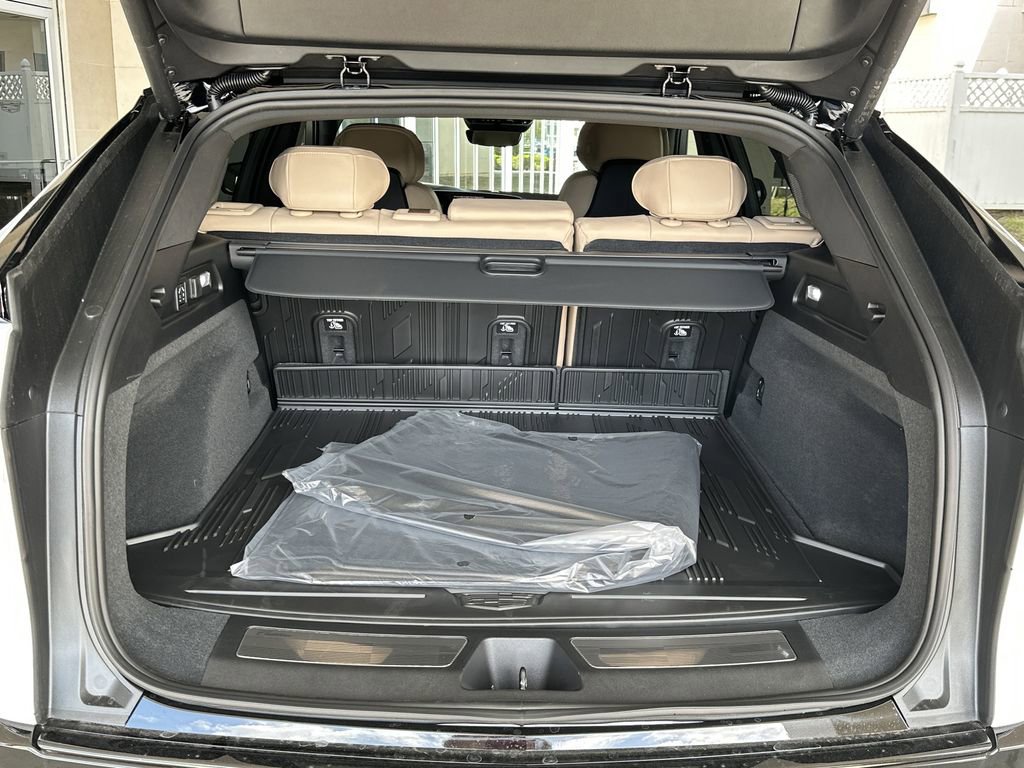 New 2026 Cadillac Lyriq Signature Sport w/ Nappa Leather Package image 26