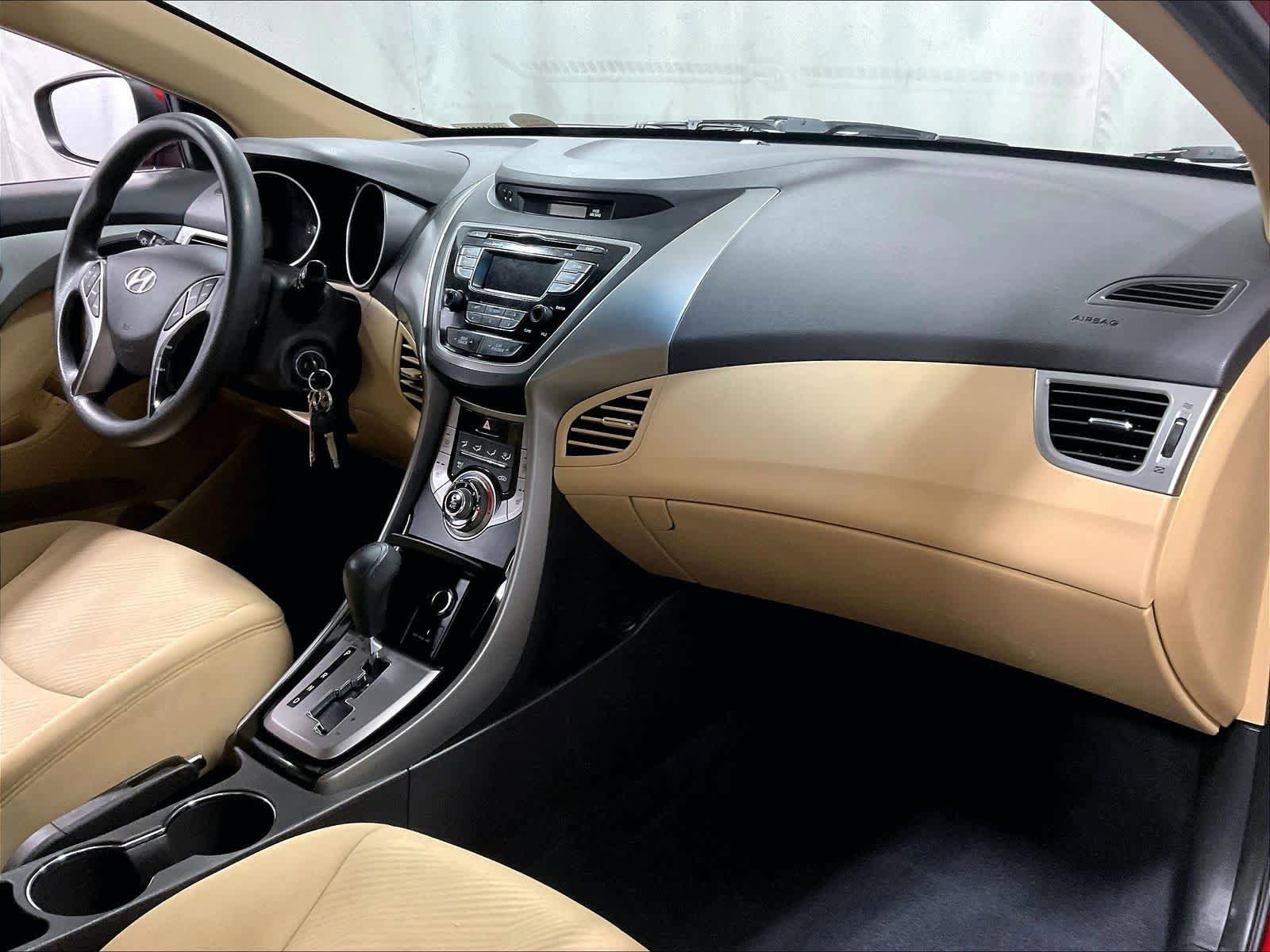 Used 2013 Hyundai Elantra GLS w/ Preferred Pkg FWD image 14