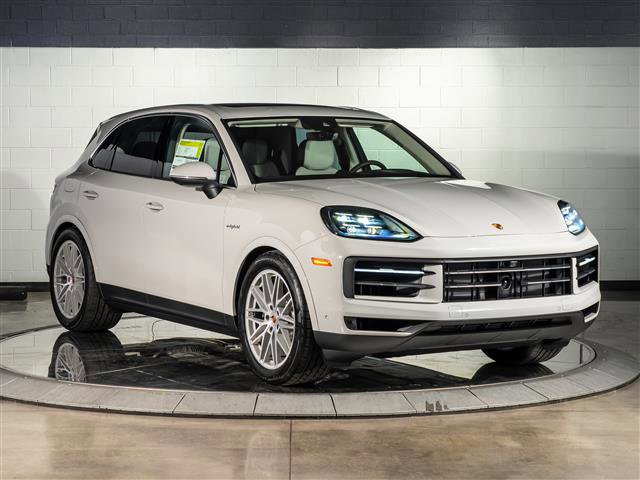 New 2026 Porsche Cayenne S image 7