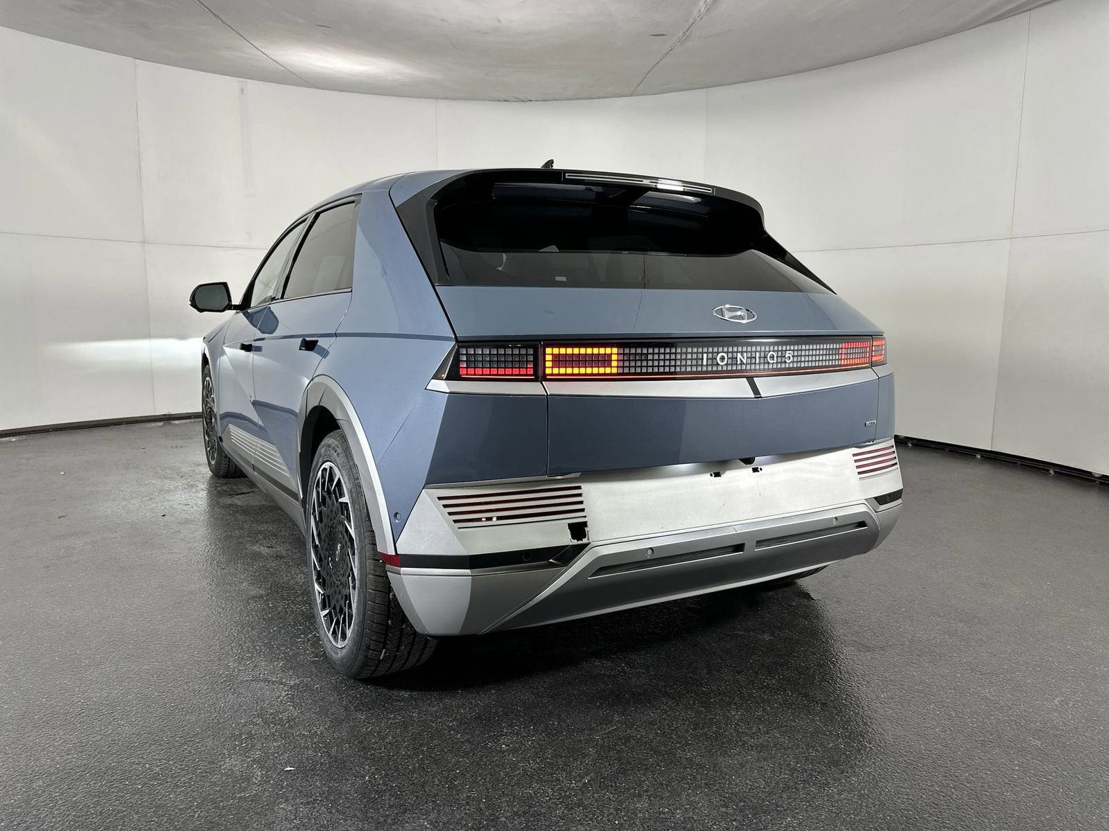 Used 2023 Hyundai Ioniq 5 Limited image 7