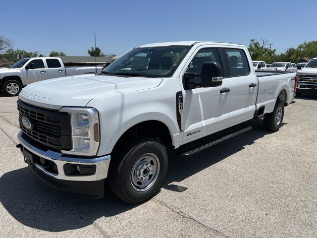 New 2025 Ford F250 XL w/ XL Chrome Package image 3