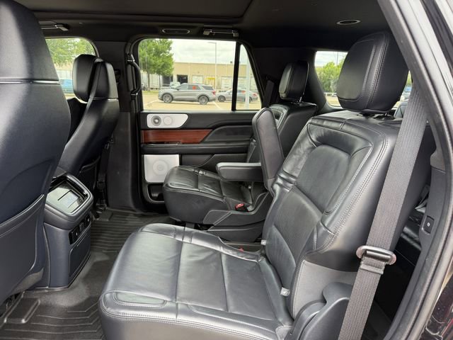 Used 2024 Lincoln Navigator Reserve AWD/4WD image 28