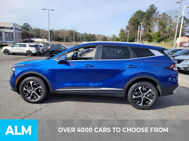 Used 2024 Kia Sportage EX image 2