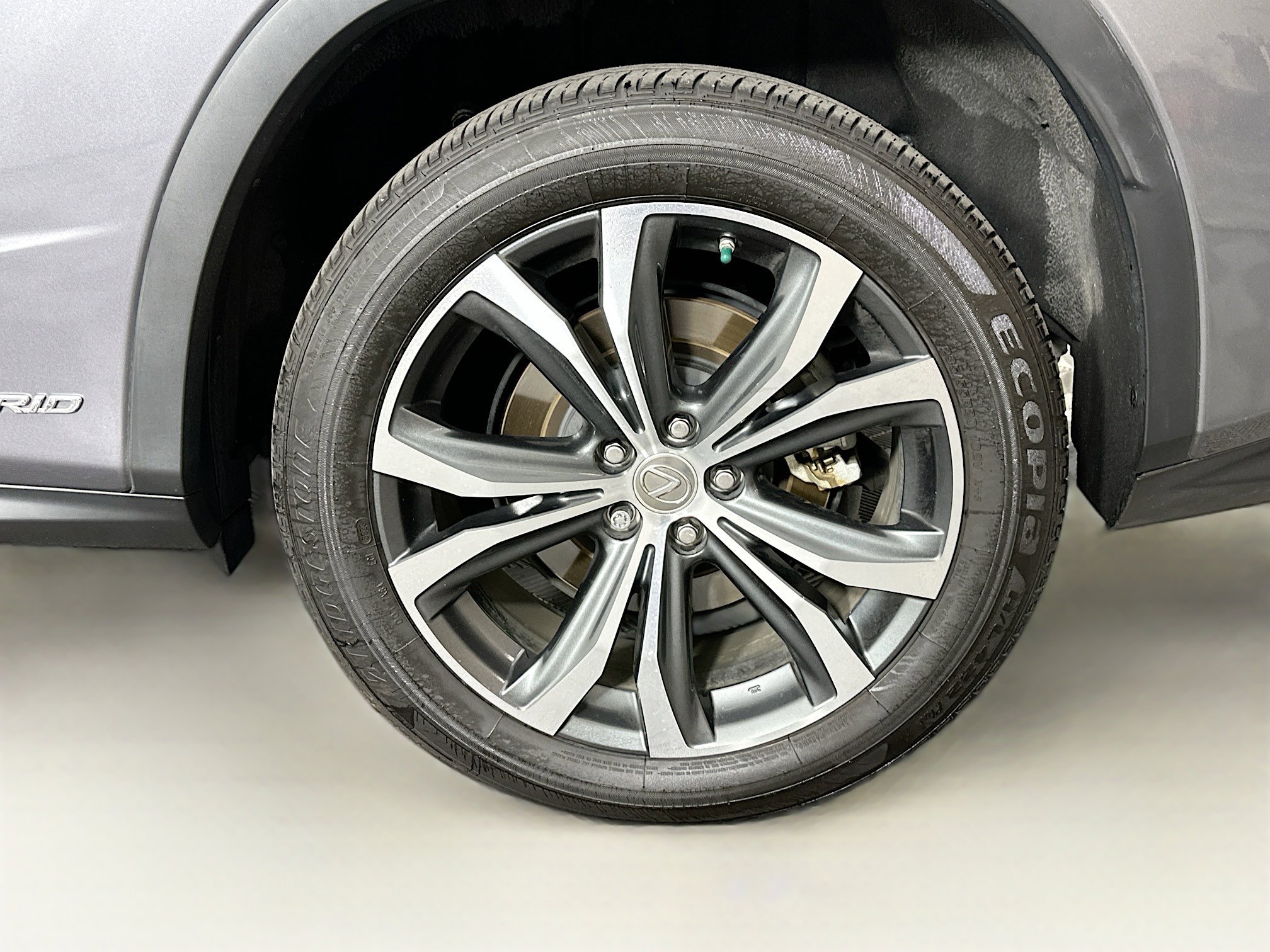 Used 2017 Lexus RX 450h AWD image 11