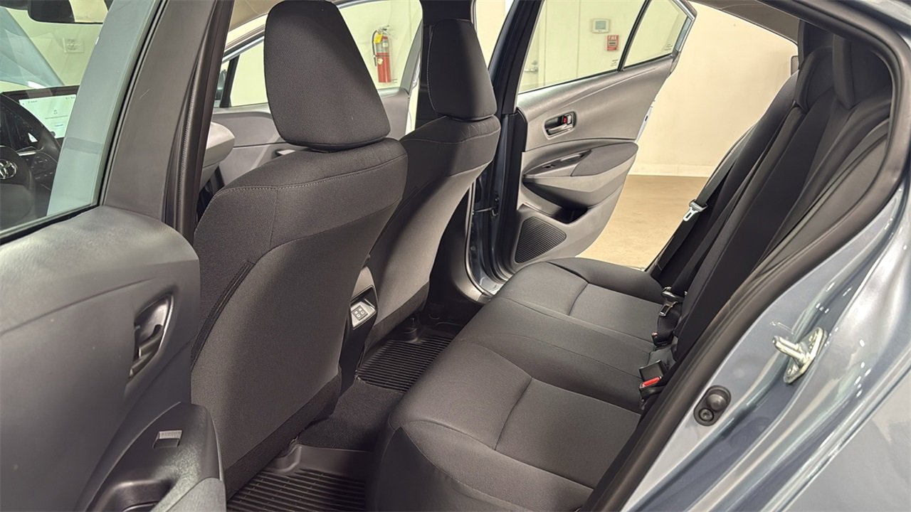 Certified 2025 Toyota Corolla LE image 15