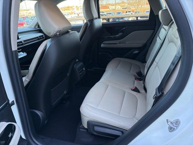 New 2026 Lincoln Corsair Premiere image 7