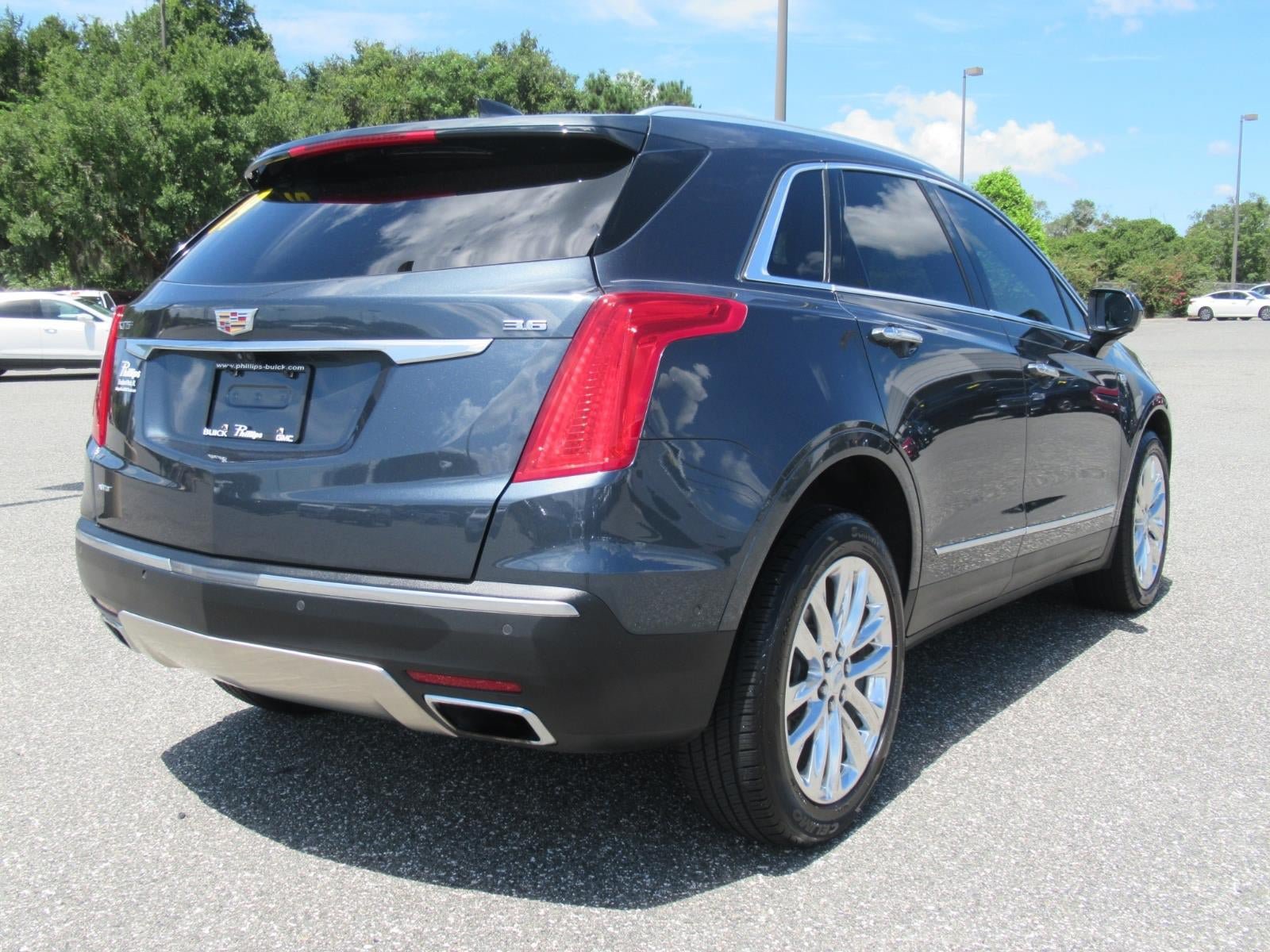 Used 2019 Cadillac XT5 Platinum AWD/4WD image 7