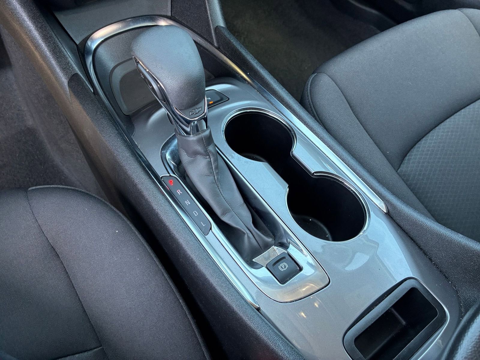 Used 2024 Chevrolet Malibu LT image 42