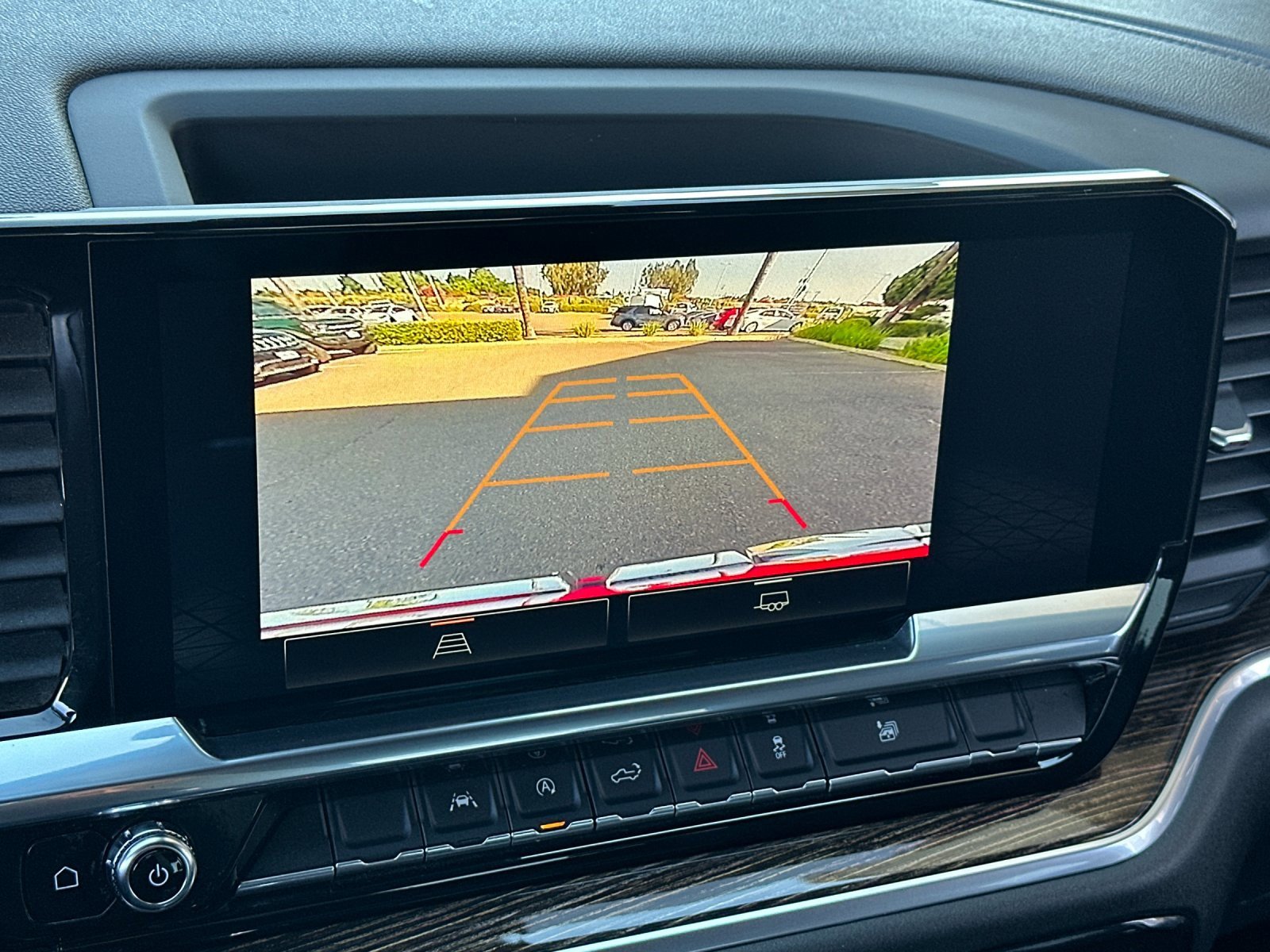 Used 2022 GMC Sierra 1500 Elevation w/ LPO, Elevation Black Package image 18