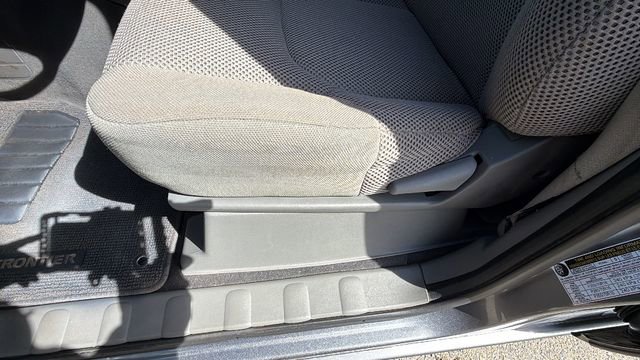 Used 2021 Nissan Frontier SV RWD image 20