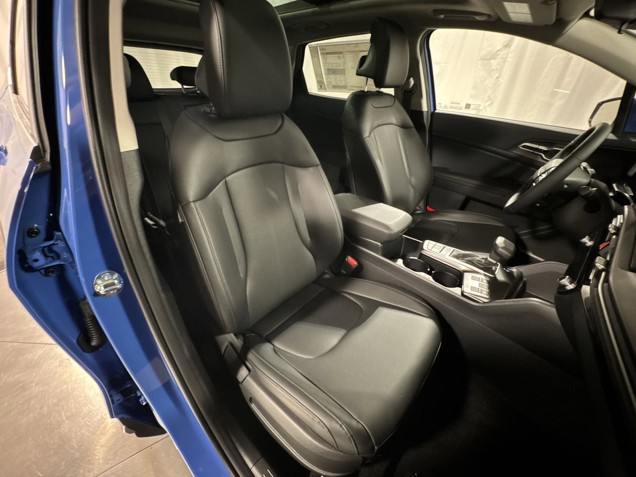 New 2026 Kia Sportage EX w/ EX Panorama Roof Package image 31