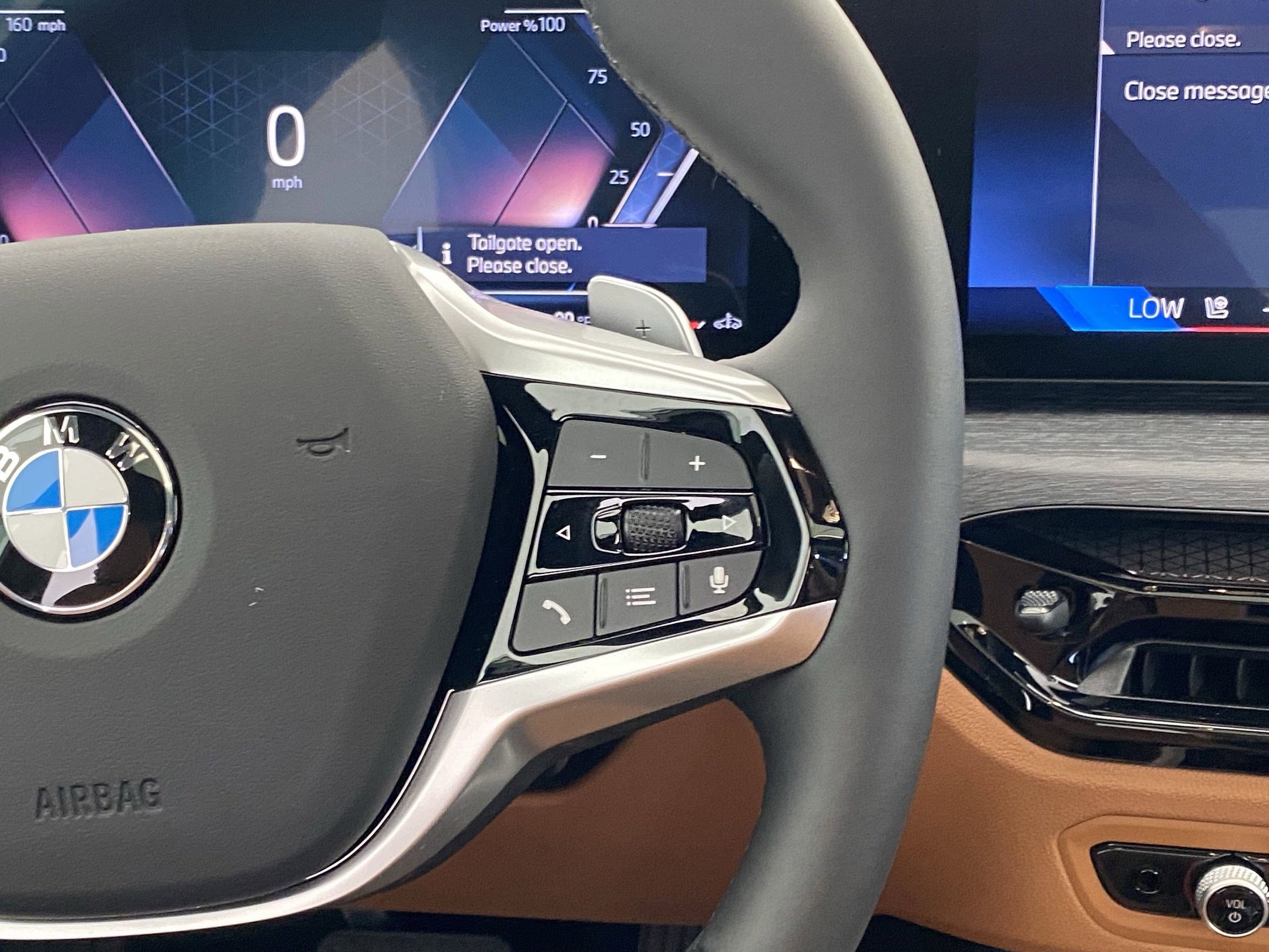 Used 2025 BMW 330i xDrive Sedan w/ Convenience Package image 30