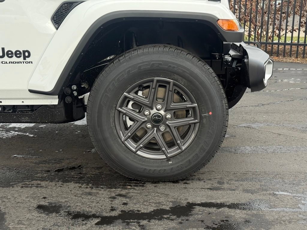 New 2026 Jeep Gladiator Sport AWD/4WD image 10